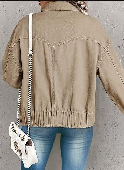 Women's Cropped Cargo Jean Jacket Button Down Casual Spring Fashion Coat with Pockets